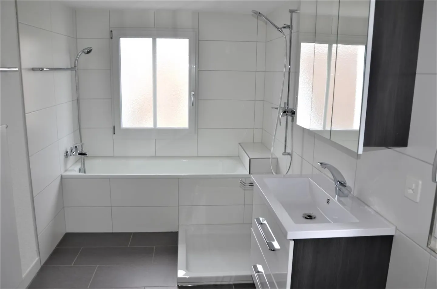 Bellissimo appartamento di 4.5 stanze nel cuore di Herisau - Foto 2 di 17