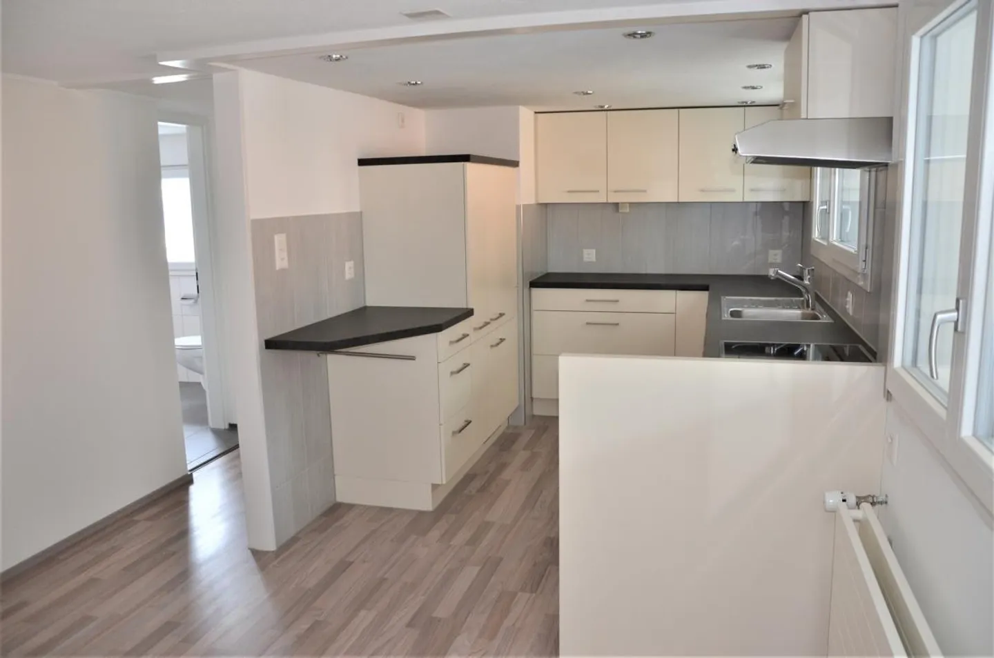 Bellissimo appartamento di 4.5 stanze nel cuore di Herisau - Foto 4 di 17