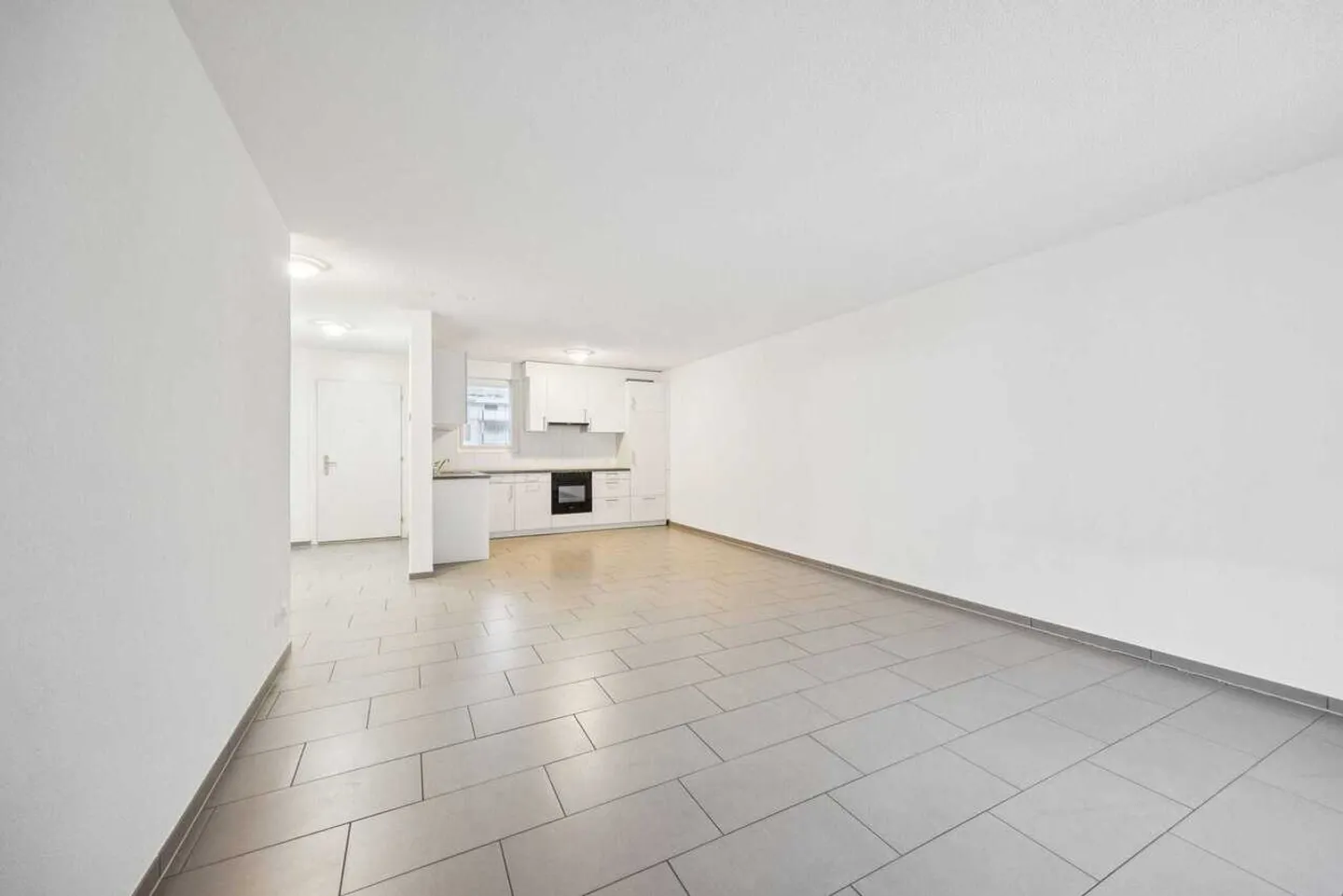 Luminoso appartamento di 2,5 stanze con grande terrazza! - Foto 10 di 13