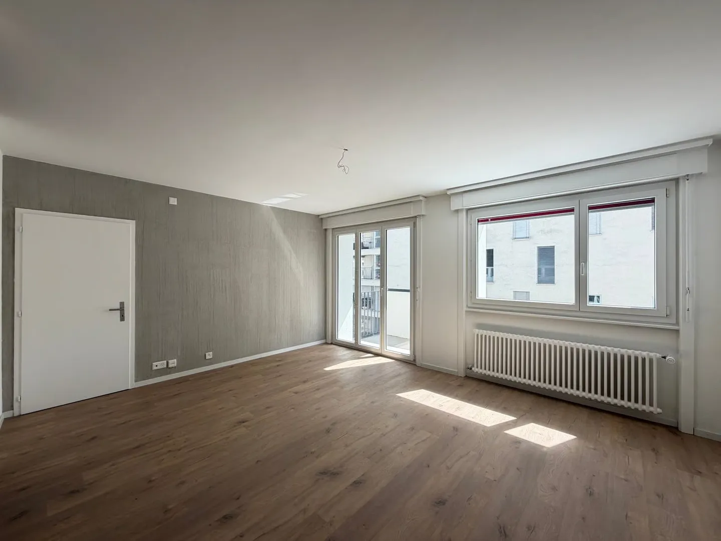 À louer – Superbe appartement de 2,5 pièces entièrement rénové au cœur de Fribourg - Photo 3 sur 7