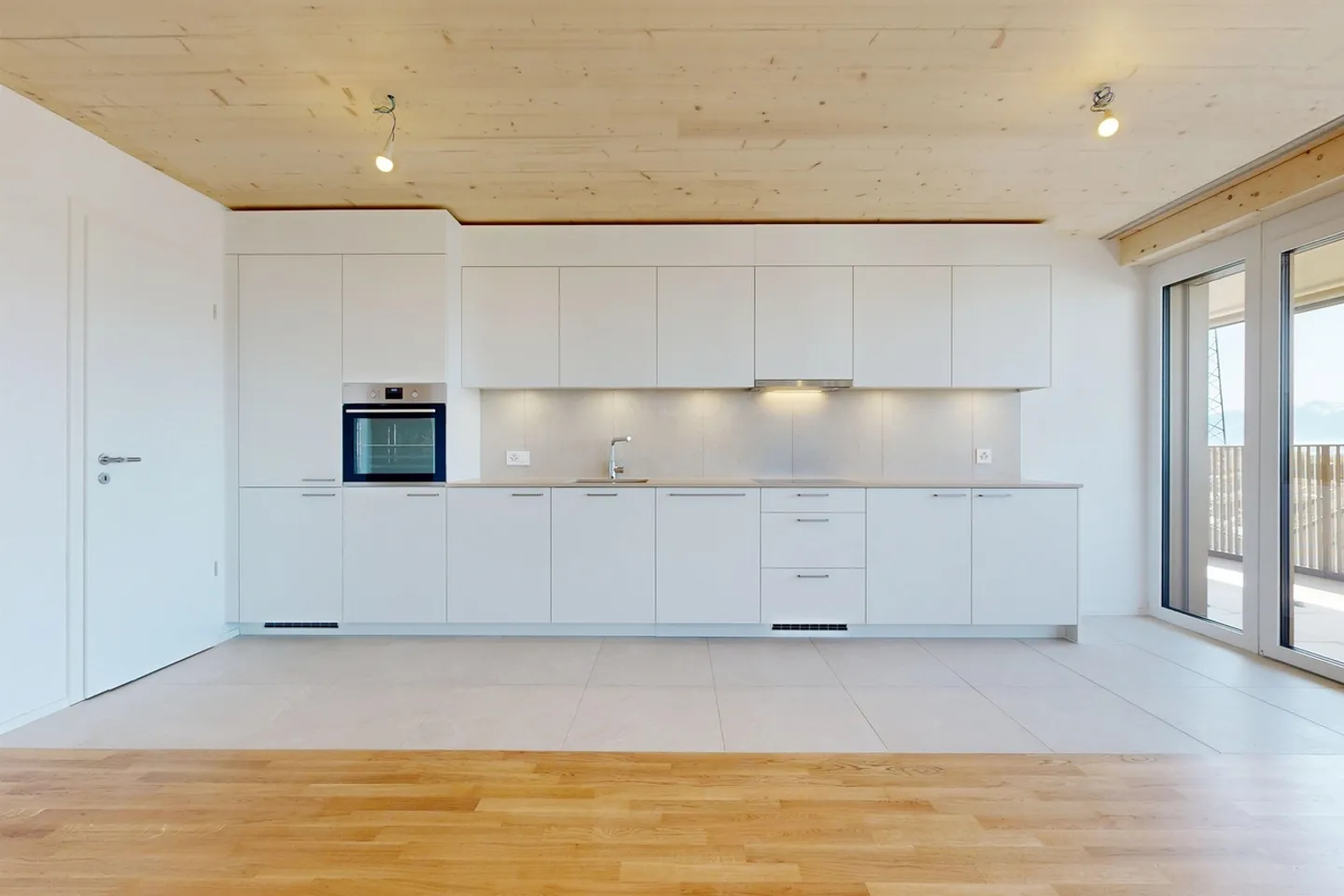 Geräumige 4.5-Zimmer-Wohnung mit Balkon und modernem Komfort! - Photo 4 sur 11