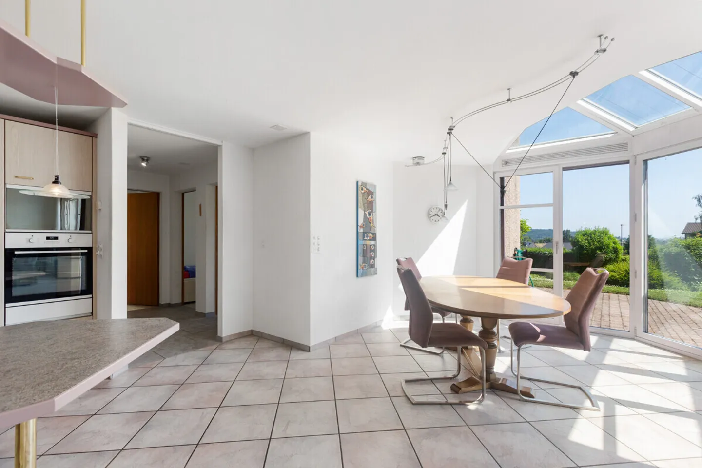 Spacious terrace apartment with garden paradise - Photo 7 of 13