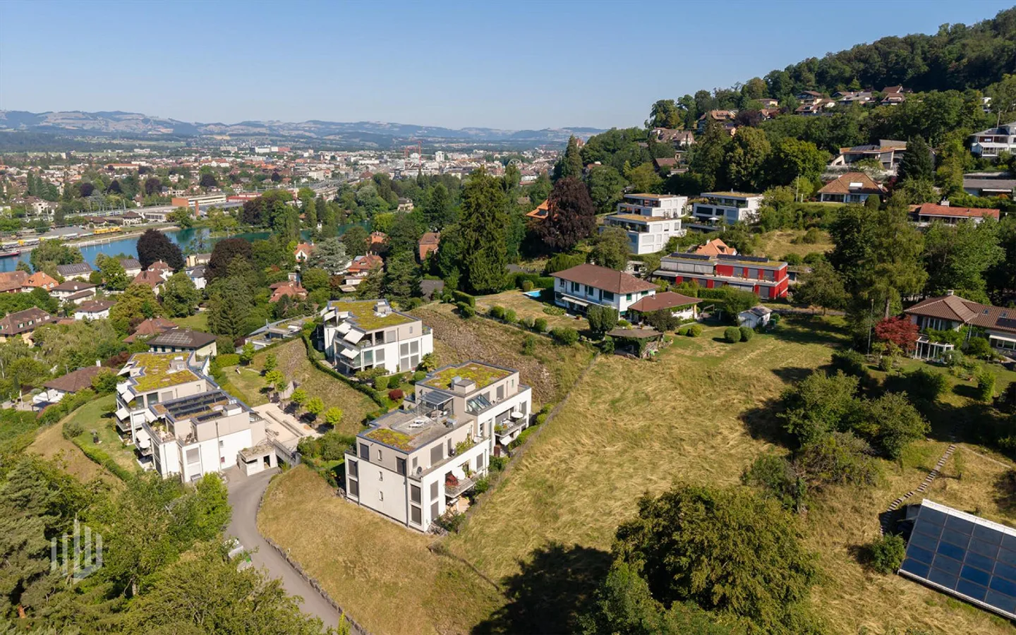 ImmoWyss - Attractive building plot with 1966 m2 in a preferred residential area - Photo 3 of 13