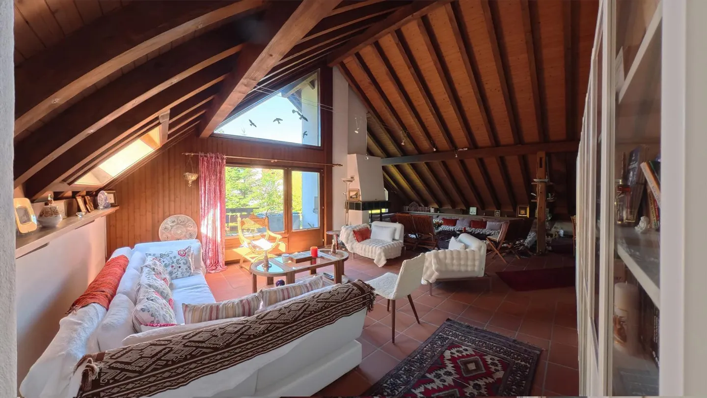 Charming multi-family house seeks new owner - Photo 4 of 5