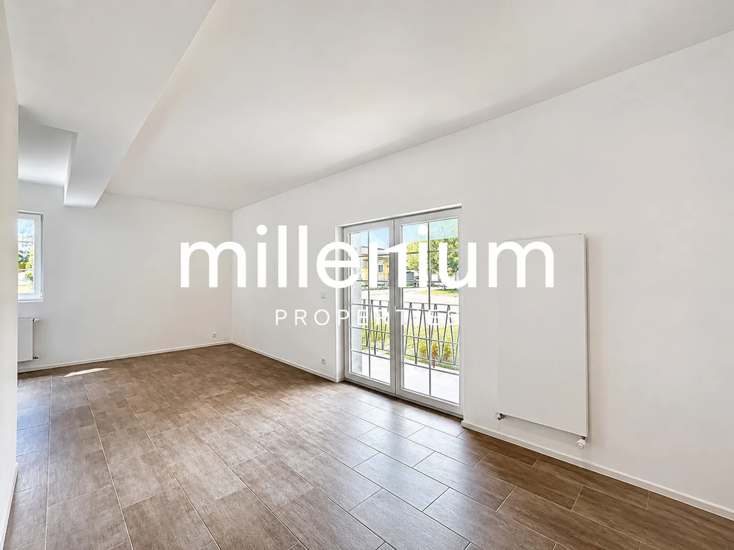 Beautifully renovated duplex in the heart of Gimel - Photo 2 of 7