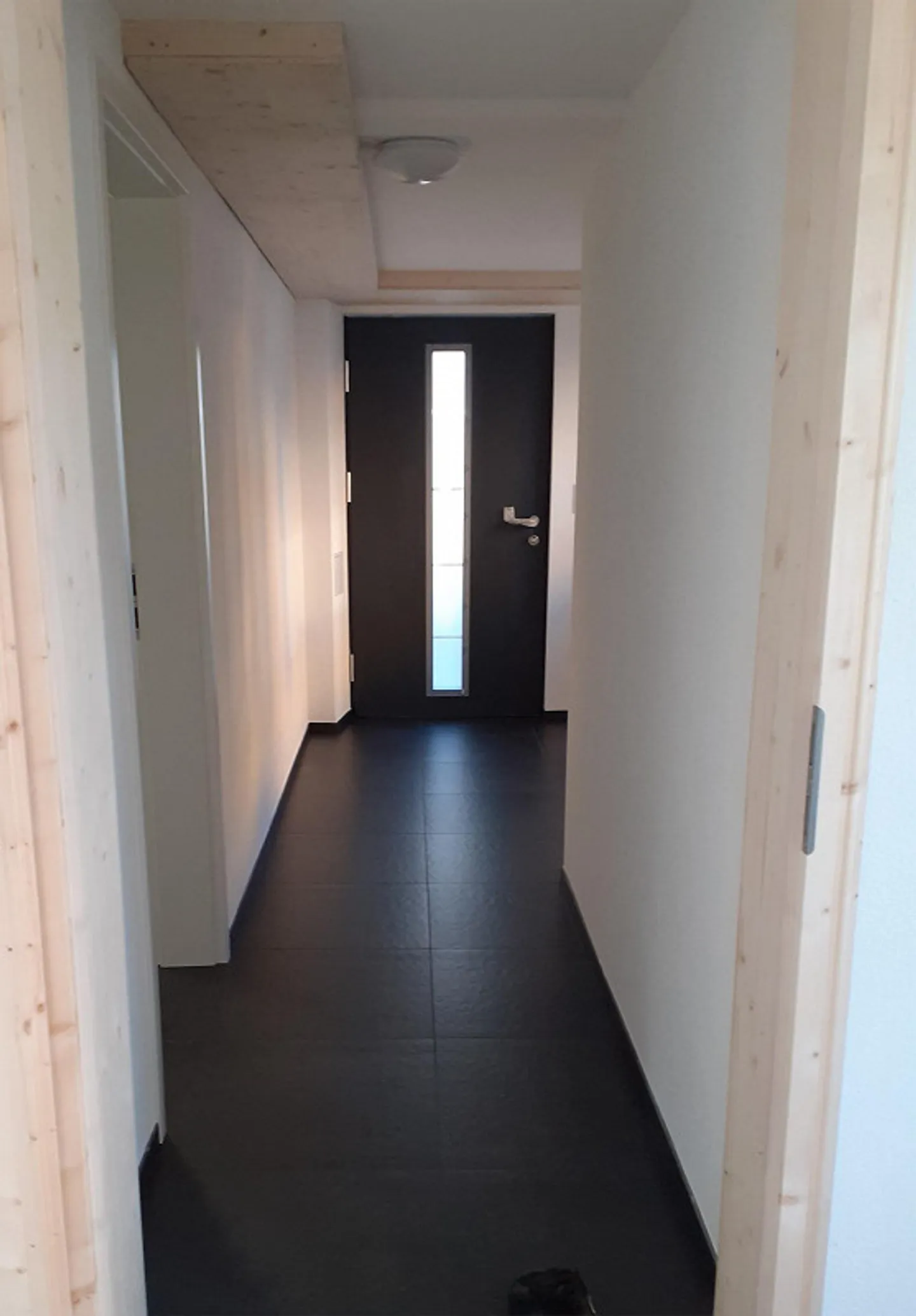 Spaziosa casa moderna di 6 1/2 stanze nella migliore posizione - Foto 20 di 30