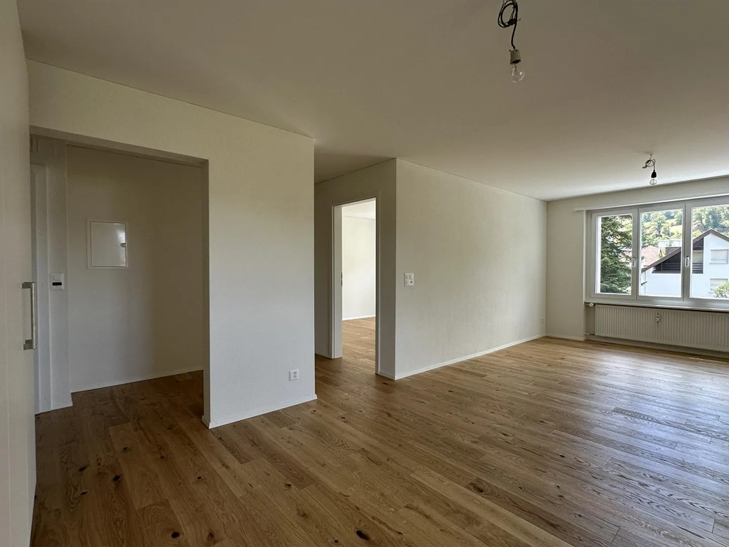 Renovierte Wohnung mit Balkon - Foto 3 von 8