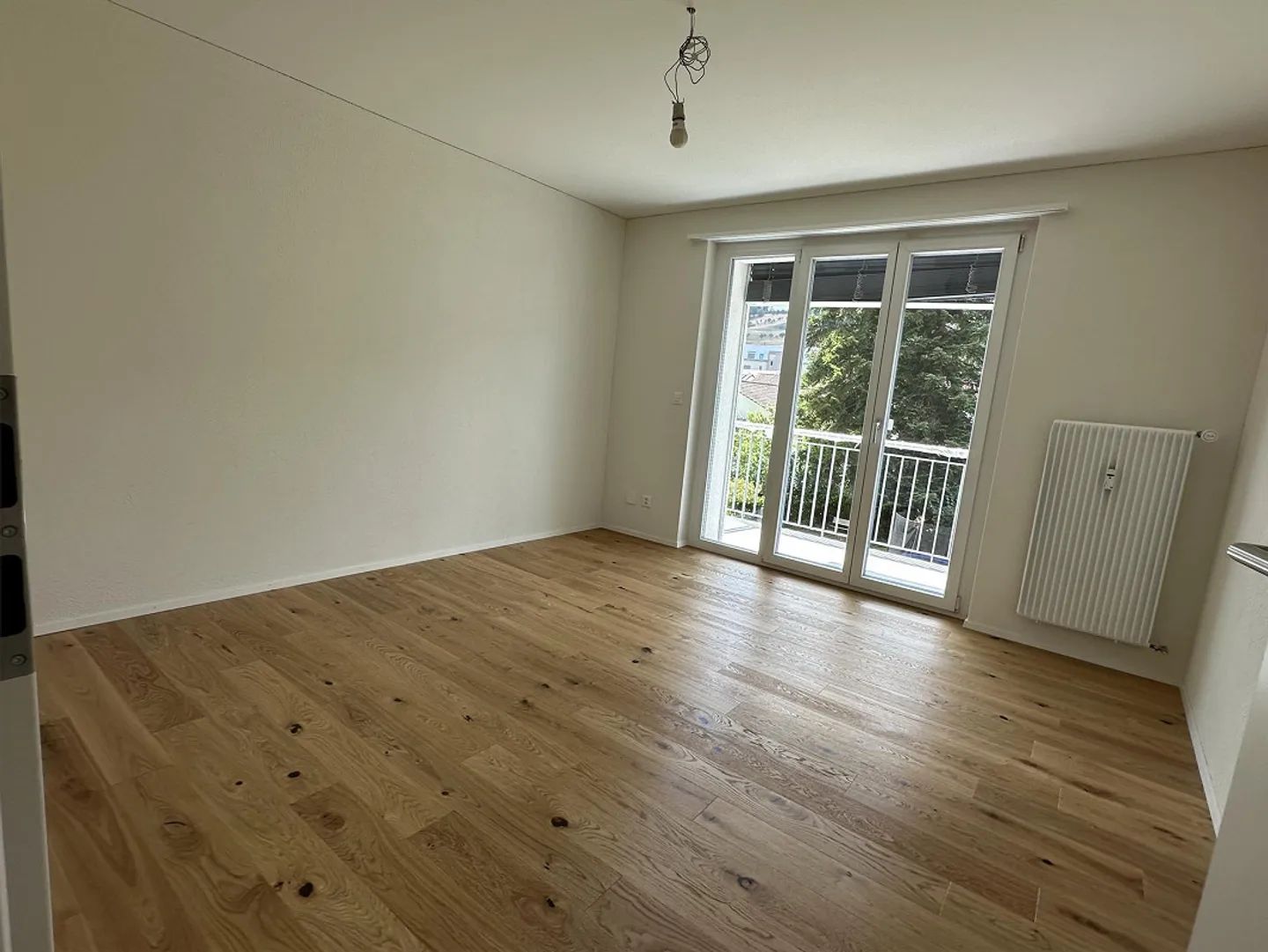 Renovierte Wohnung mit Balkon - Foto 4 von 8
