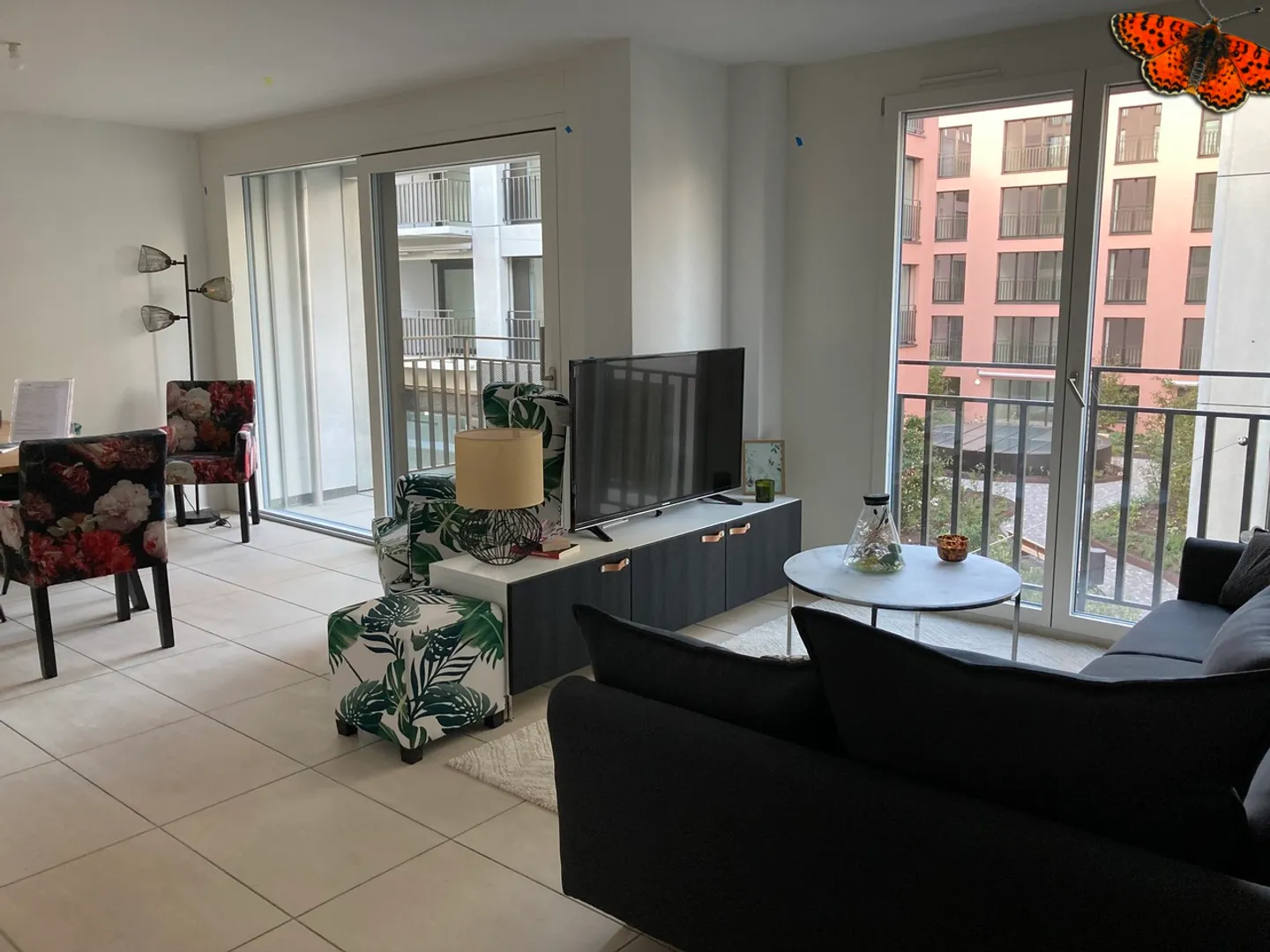 AFFASCINANTE APPARTAMENTO 2 LOCALI ALLA STAZIONE! - Foto 3 di 7