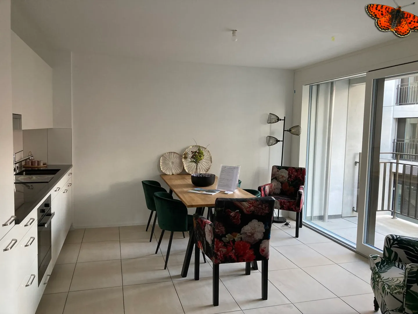 AFFASCINANTE APPARTAMENTO 2 LOCALI ALLA STAZIONE! - Foto 4 di 7