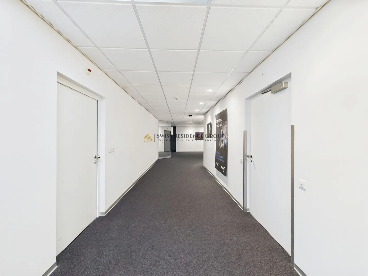 Riedmatt Center - Representative Office Spaces with Optimal Infrastructure - Photo 4 of 24