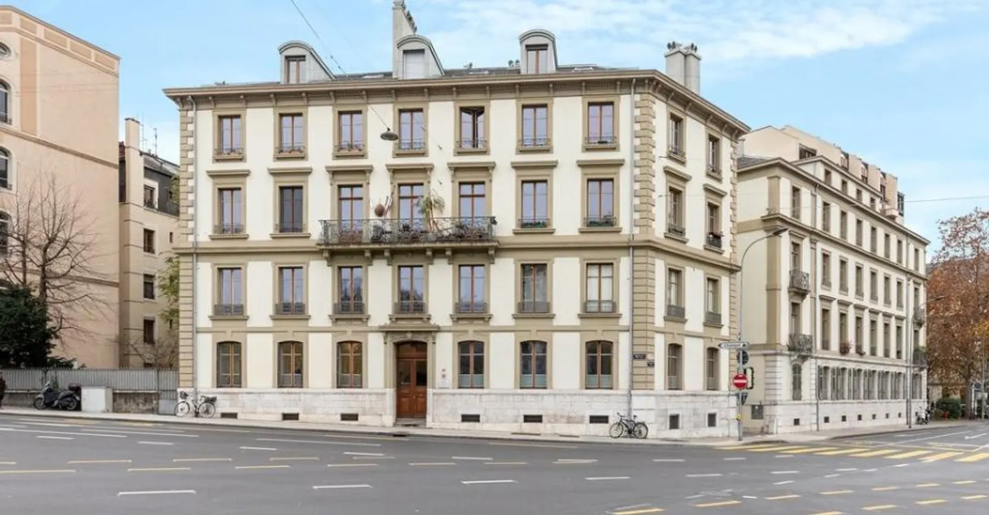 Mieten ohne Kaution - Helles und geräumiges Dachgeschossapartment - Foto 1 von 4