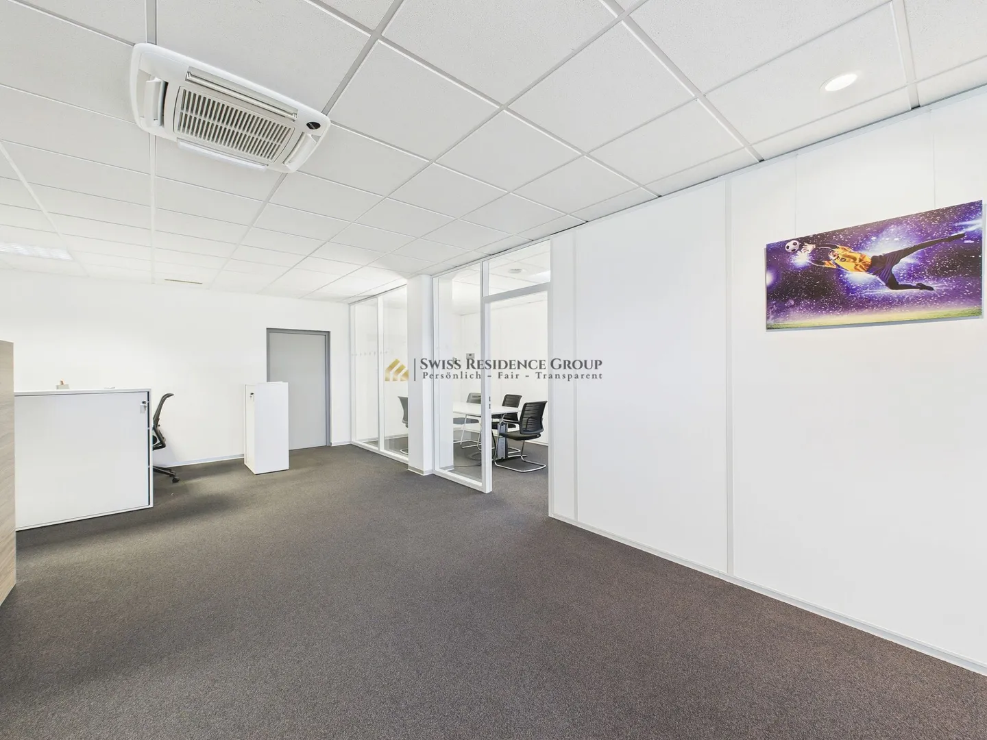 Riedmatt Center - Representative Office Spaces with Optimal Infrastructure - Photo 10 of 24