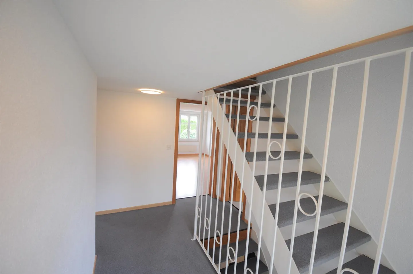 7 1/2-Room End Row House for Sale - Photo 10 of 18