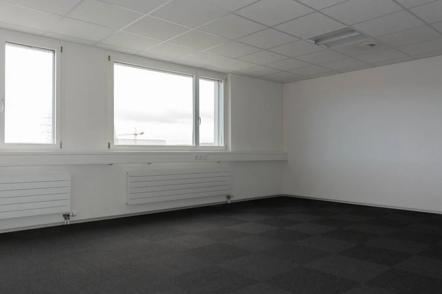 Espace de bureau dans Colors, Buchs ZH à louer - Photo 2 sur 4