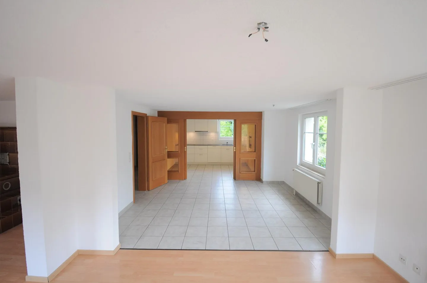 7 1/2-Room End Row House for Sale - Photo 3 of 18