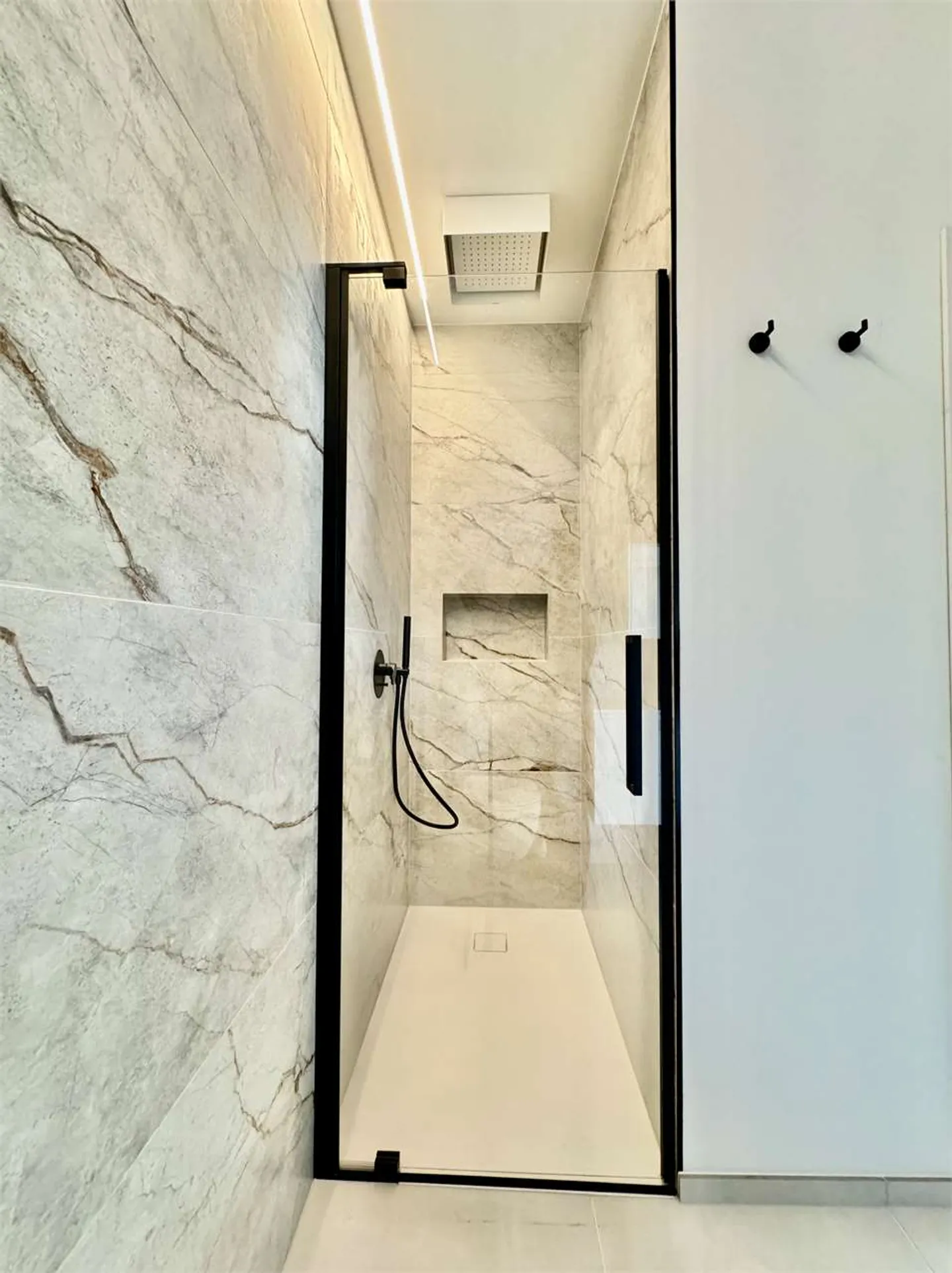 Nouvel appartement de 5,5 pièces à Gambarogno - Photo 7 sur 13