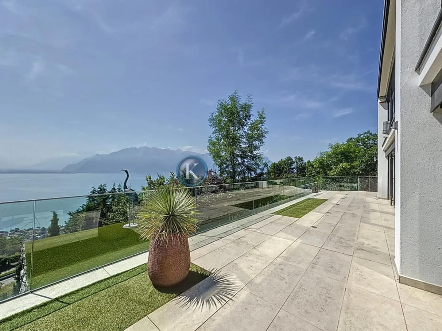 Villa d'exception avec vue panoramique - Photo 3 sur 13