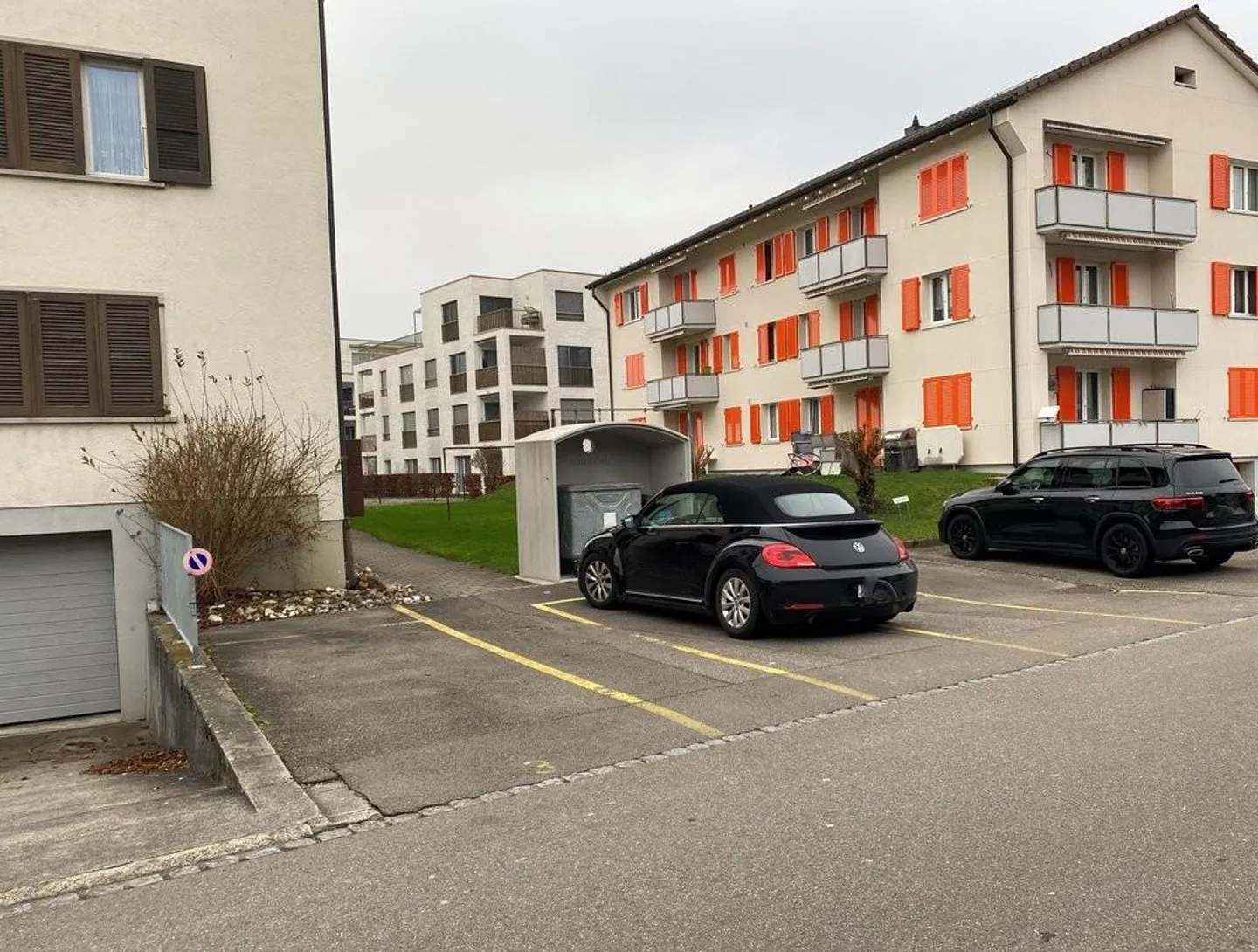 Outdoor parking space available for immediate rent! - Photo 1 of 1