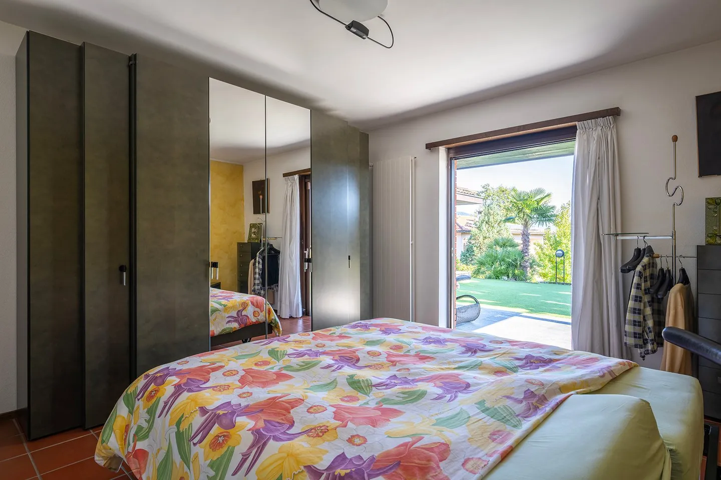 Einzelvilla mit Garten und Entspannungsbereich - Foto 9 von 21