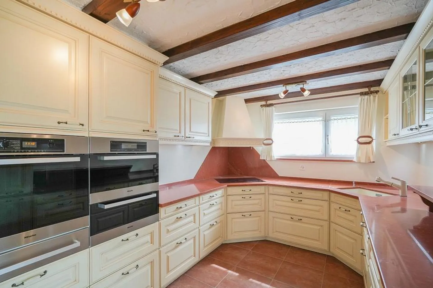 Living like in a single-family home: Spacious 5.5 room penthouse apartment... - Photo 5 of 13