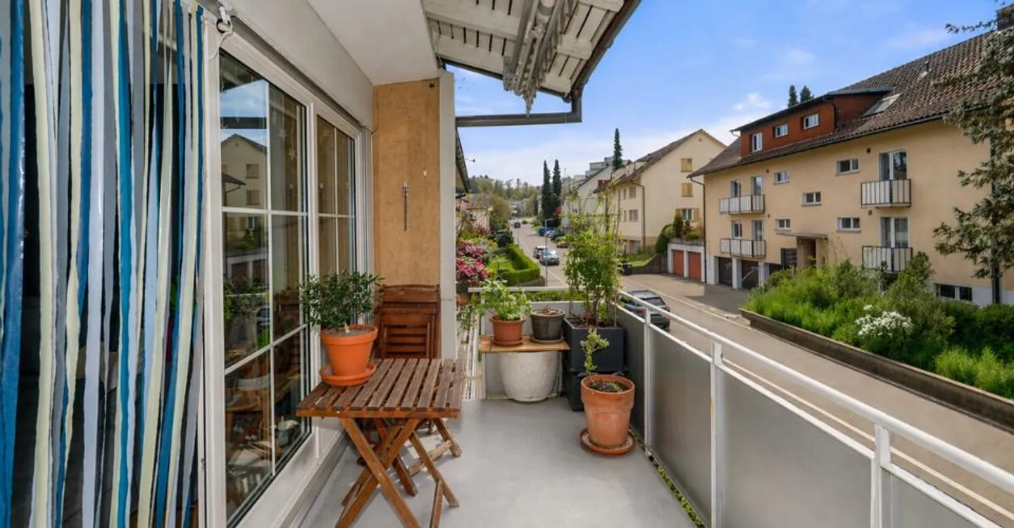 Zollikerberg : Appartement attrayant avec un concept de vie bien pensé - Photo 2 sur 4