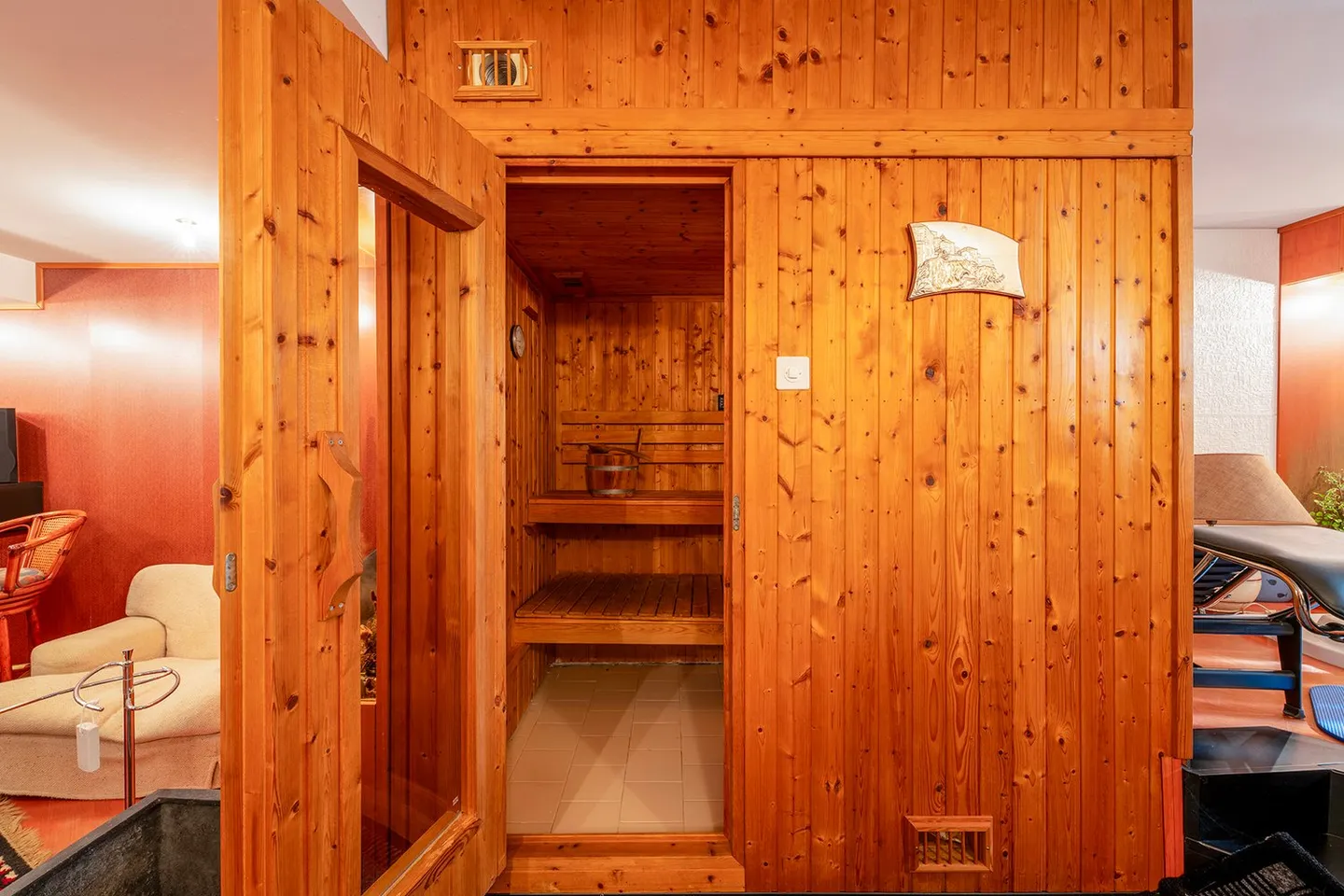 Einzelvilla mit Garten und Entspannungsbereich - Foto 13 von 21