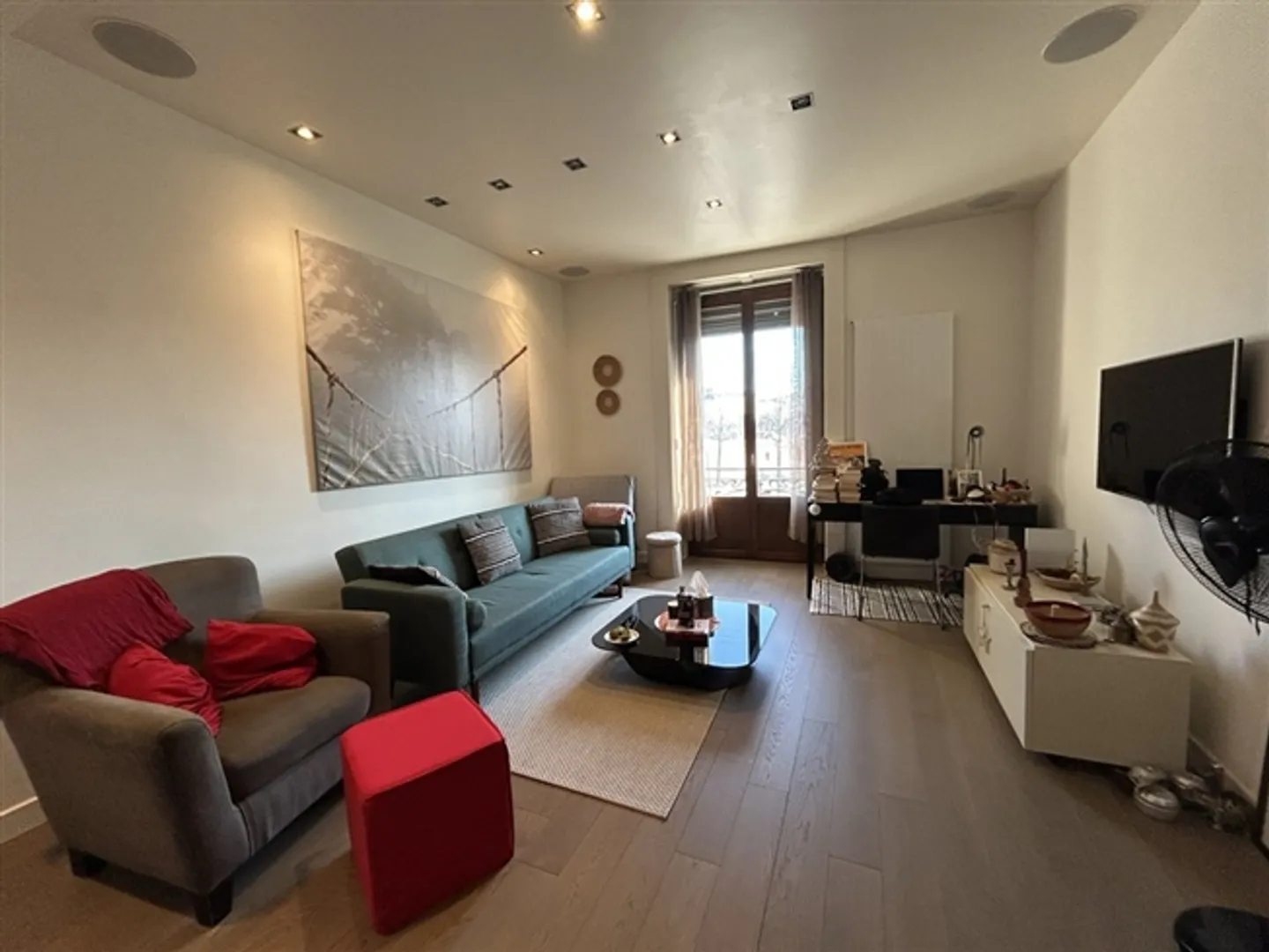 3 Room apartment - Photo 3 of 5