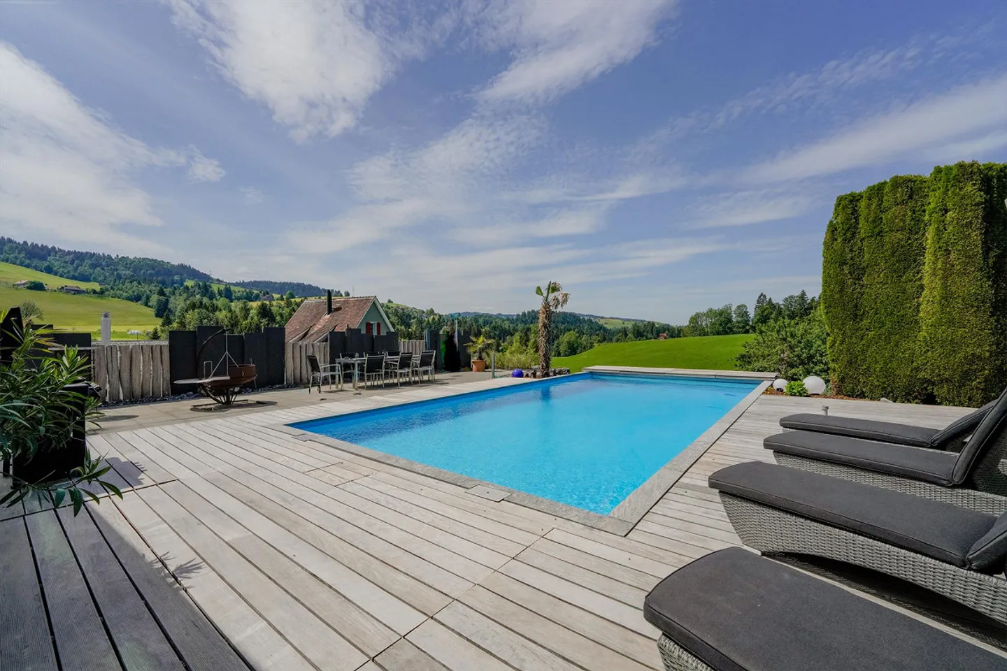 Casa con vista – Ampia casa unifamiliare a Schönengrund - Foto 2 di 23