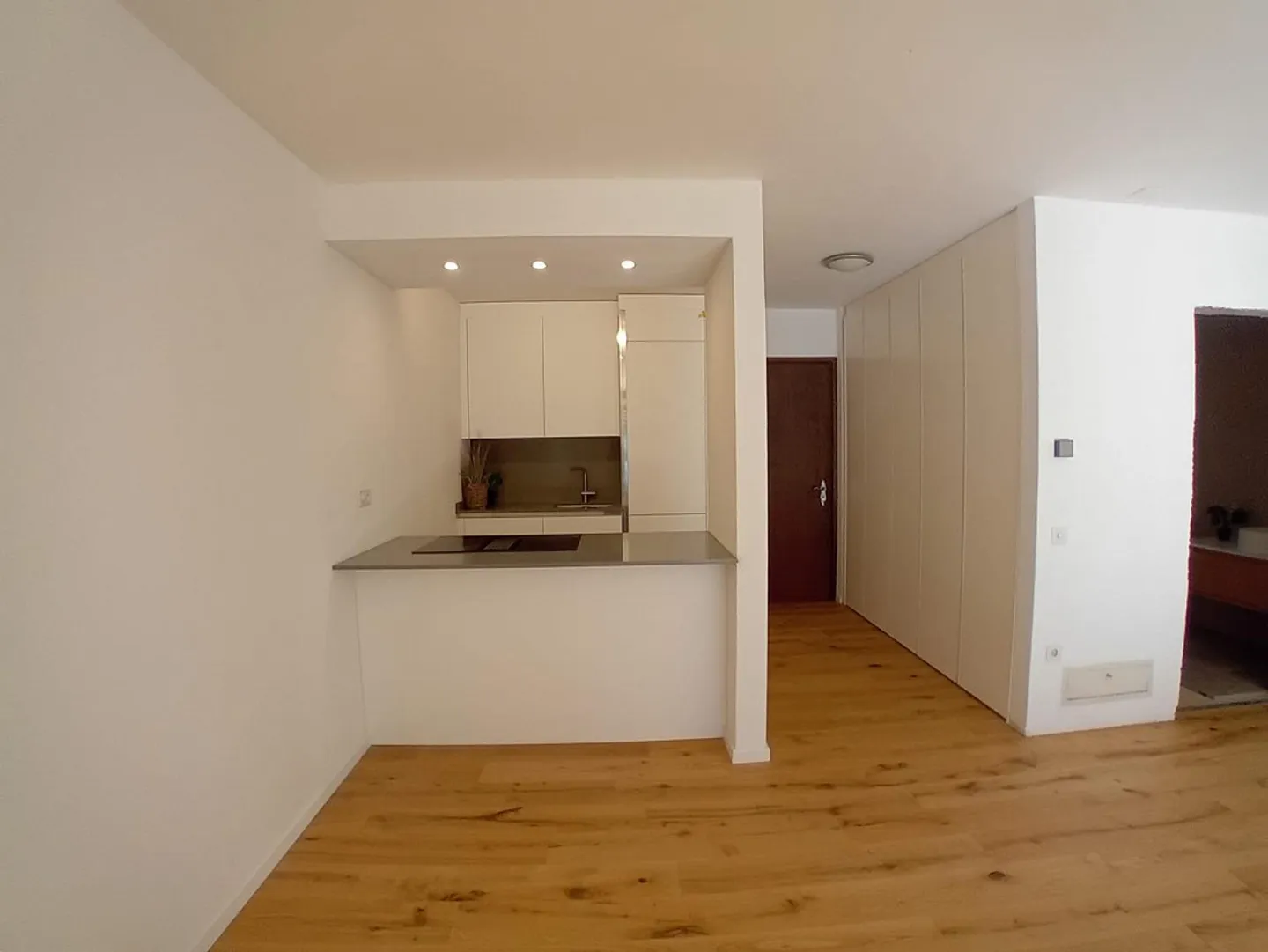 Ascona - Elegantes Studio-Apartment in Wohngegend - Foto 4 von 15