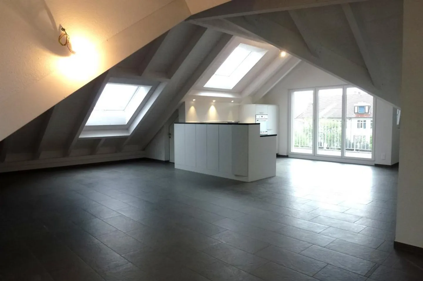 Appartement moderne et lumineux de 3,5 pièces - Photo 5 sur 10