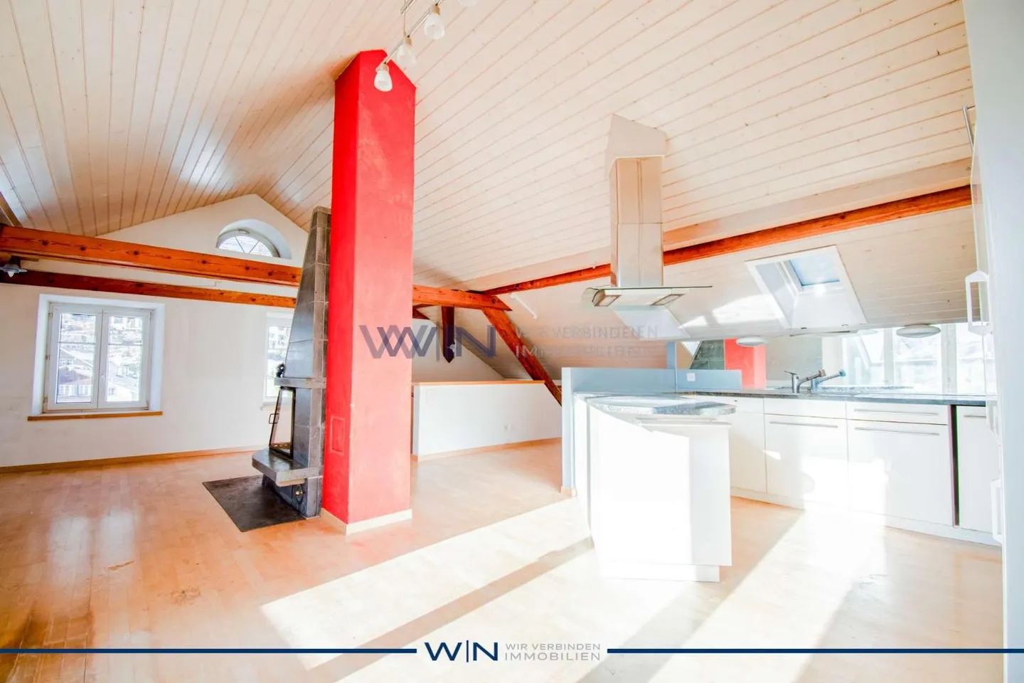Rare and large two-family house - with commercial space and garages - Photo 6 of 9