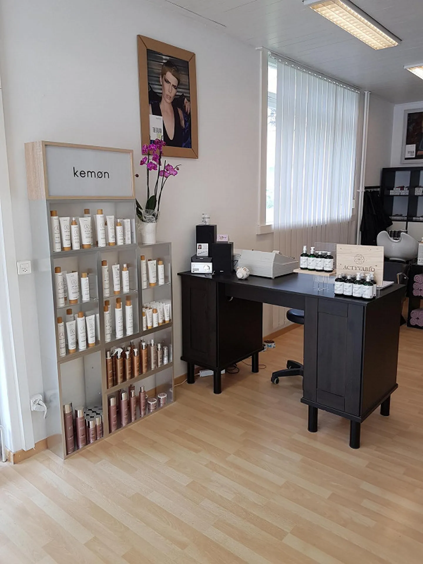 Gewerbefläche in Zürich-Albisrieden - Foto 3 von 5