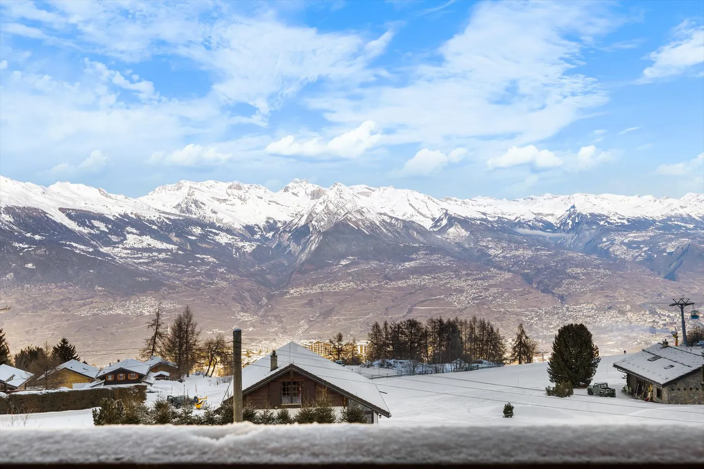 Charmantes Chalet mit Panoramablick und direktem Zugang zu den Pisten - Foto 11 von 13