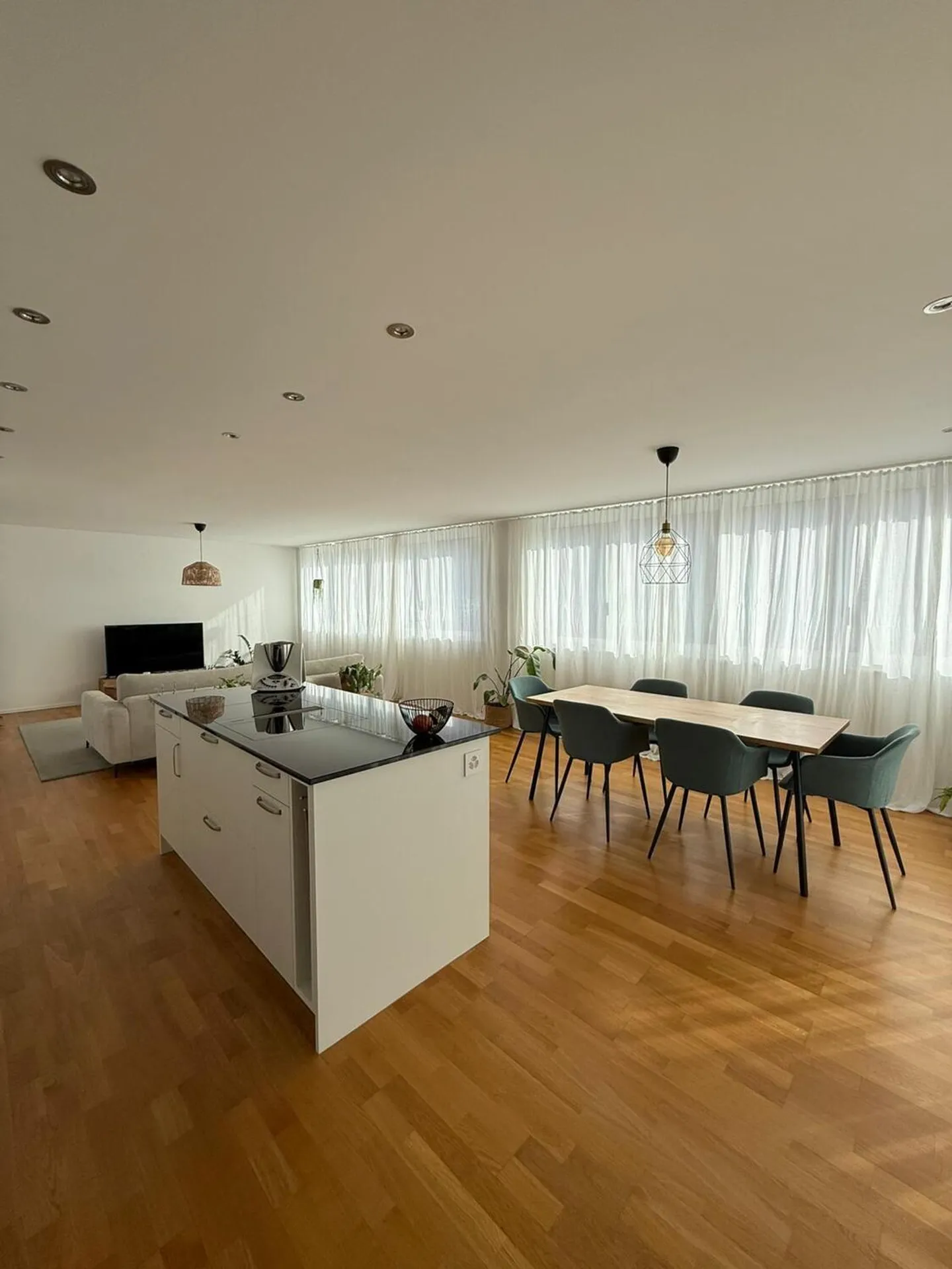 Appartamento spazioso a Brunnen - Foto 2 di 9