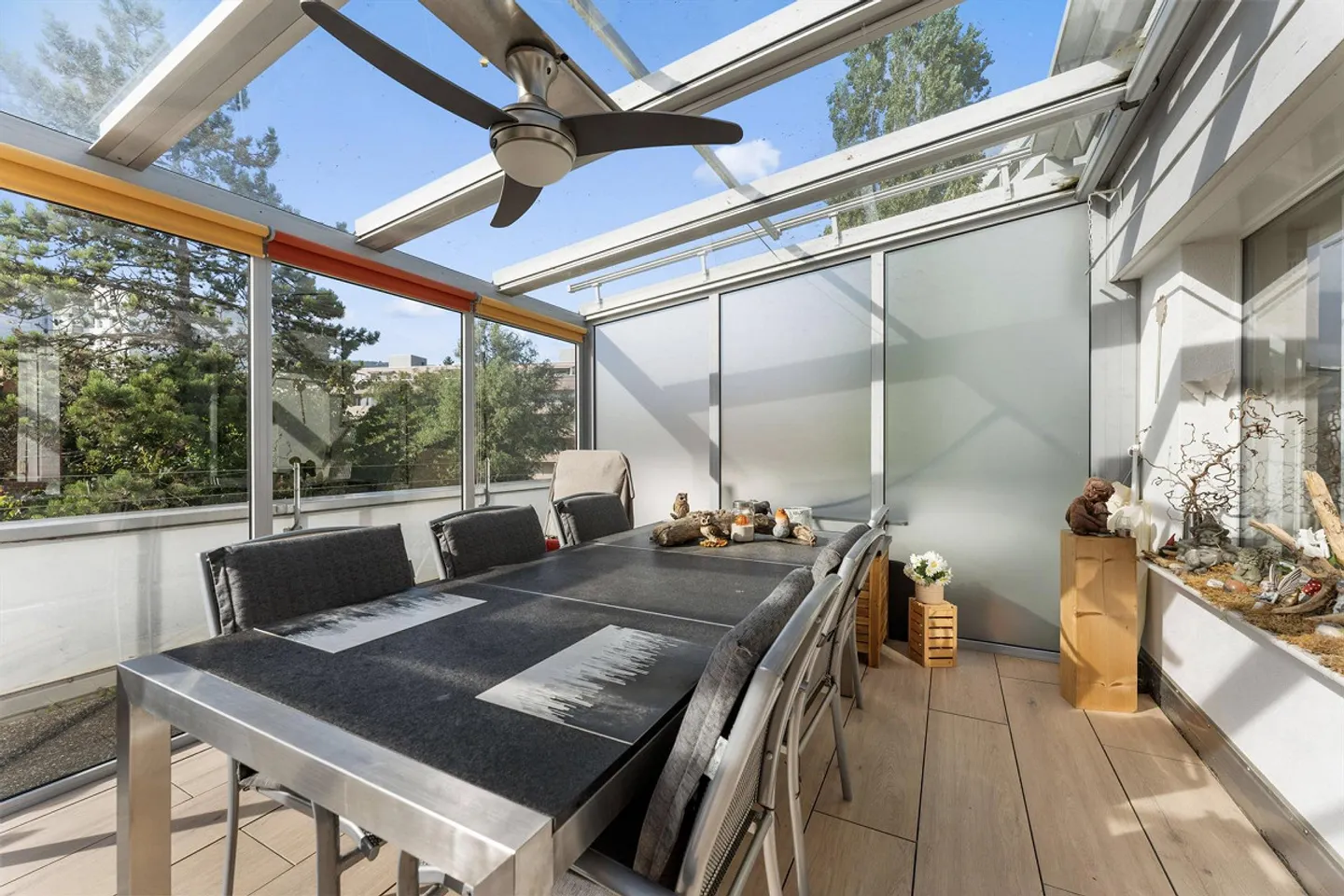 Attika mit Wintergarten und Zihl-Blick | Attique avec jardin d'hiver - Foto 9 von 26
