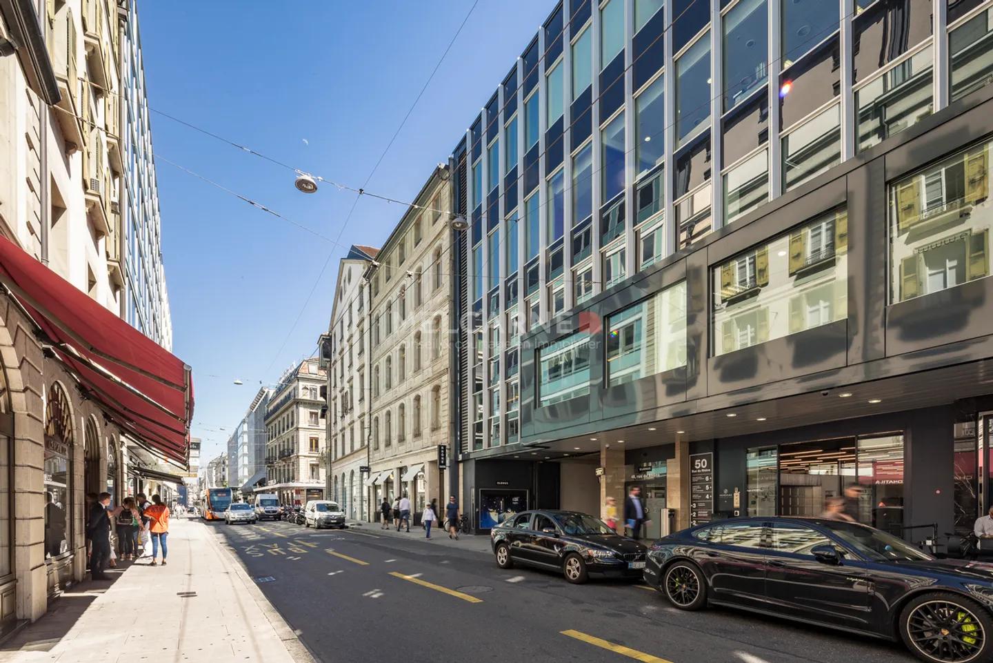 Bureaux de 404 m2 Rue du Rhône  - Photo 1 sur 2