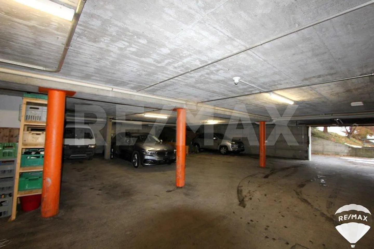 Indoor parking space for 1 to 2 cars. - Photo 4 of 5