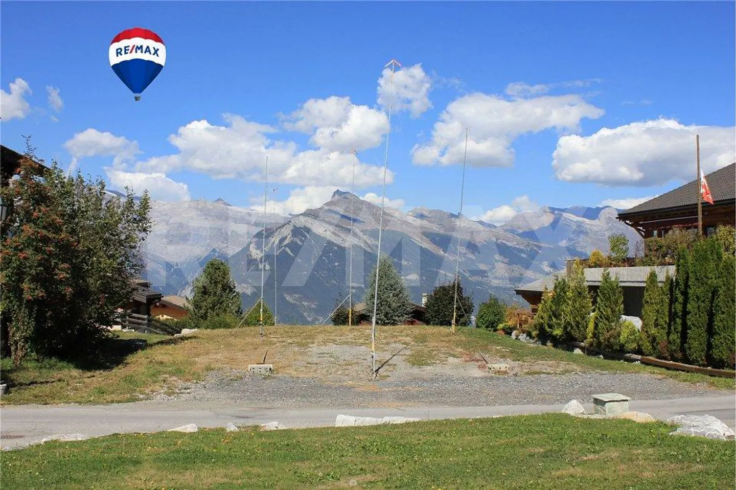 Terreno edificabile con progetto, libero da mandato. - Foto 1 di 4