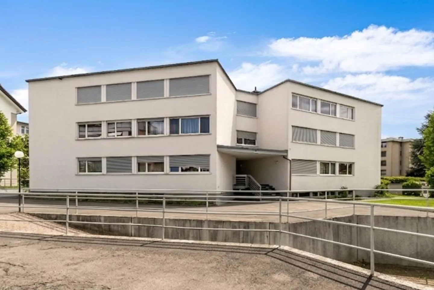 Appartement confortable de 4,5 pièces dans un emplacement calme - Photo 1 sur 5