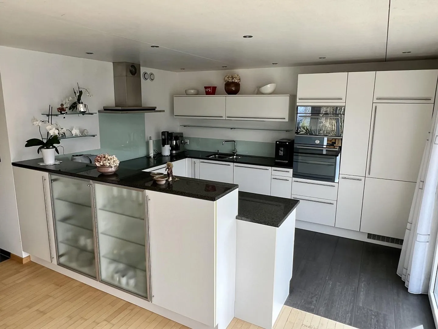 Maison individuelle de 6 pièces avec appartement de 2 pièces - Photo 6 sur 11
