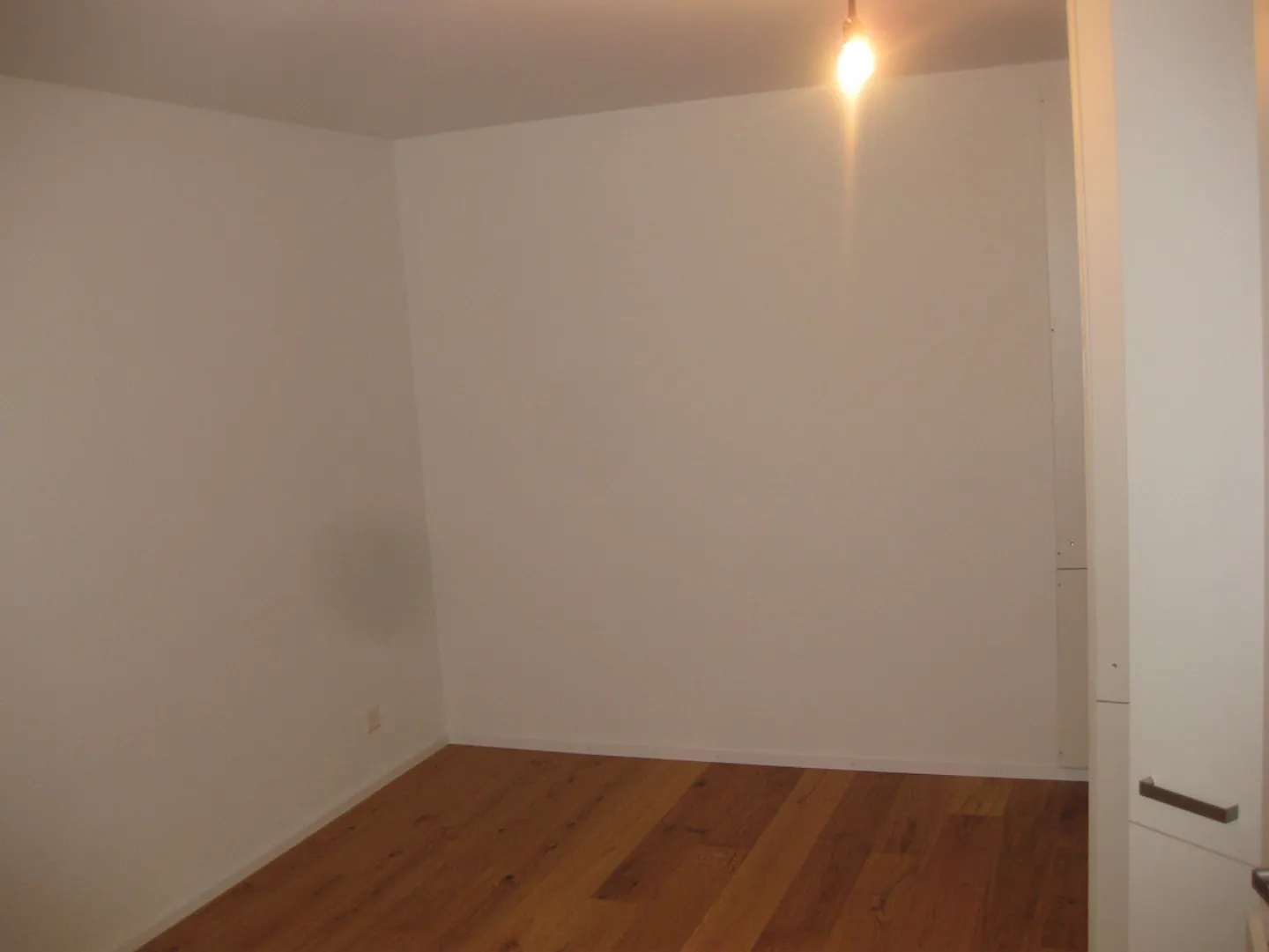 2-Room Apartment - Photo 7 of 8