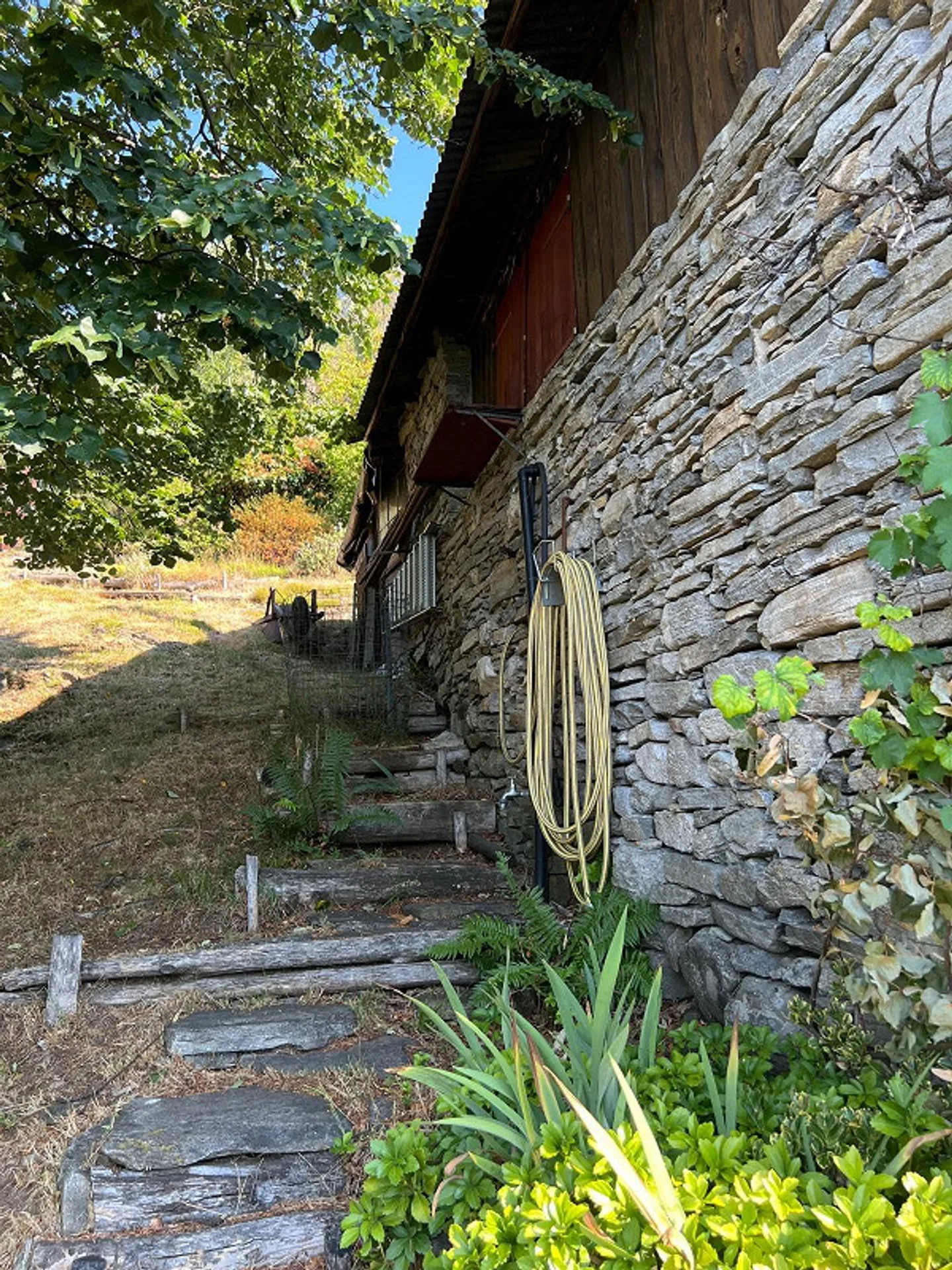 Ein Rückzugsort in den Tessiner Bergen – Rustico mit traumhafter Aussicht - Foto 13 von 19
