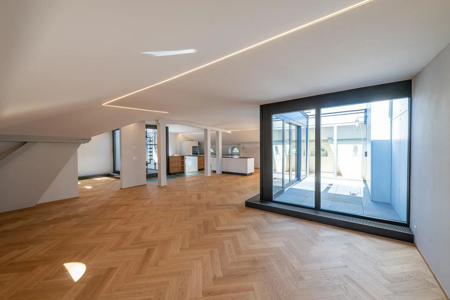 Luxuriöse Maisonette mit Stadtblick - Foto 8 von 14