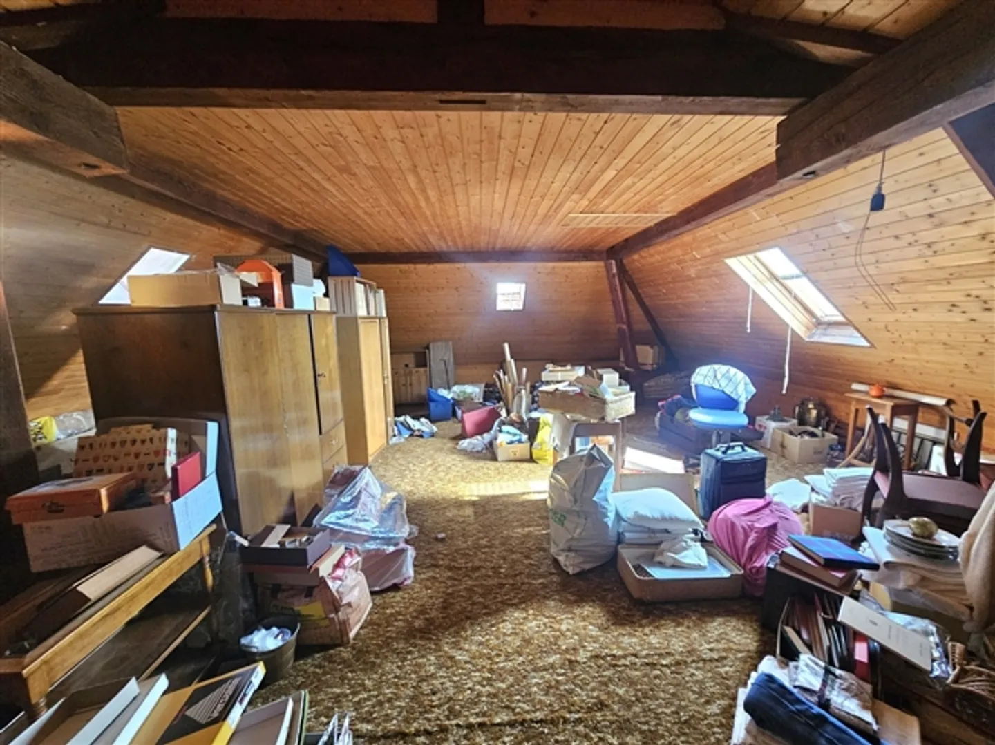 UNIQUE! Pretty Gable House in the Heart of Lausanne! - Photo 12 of 13