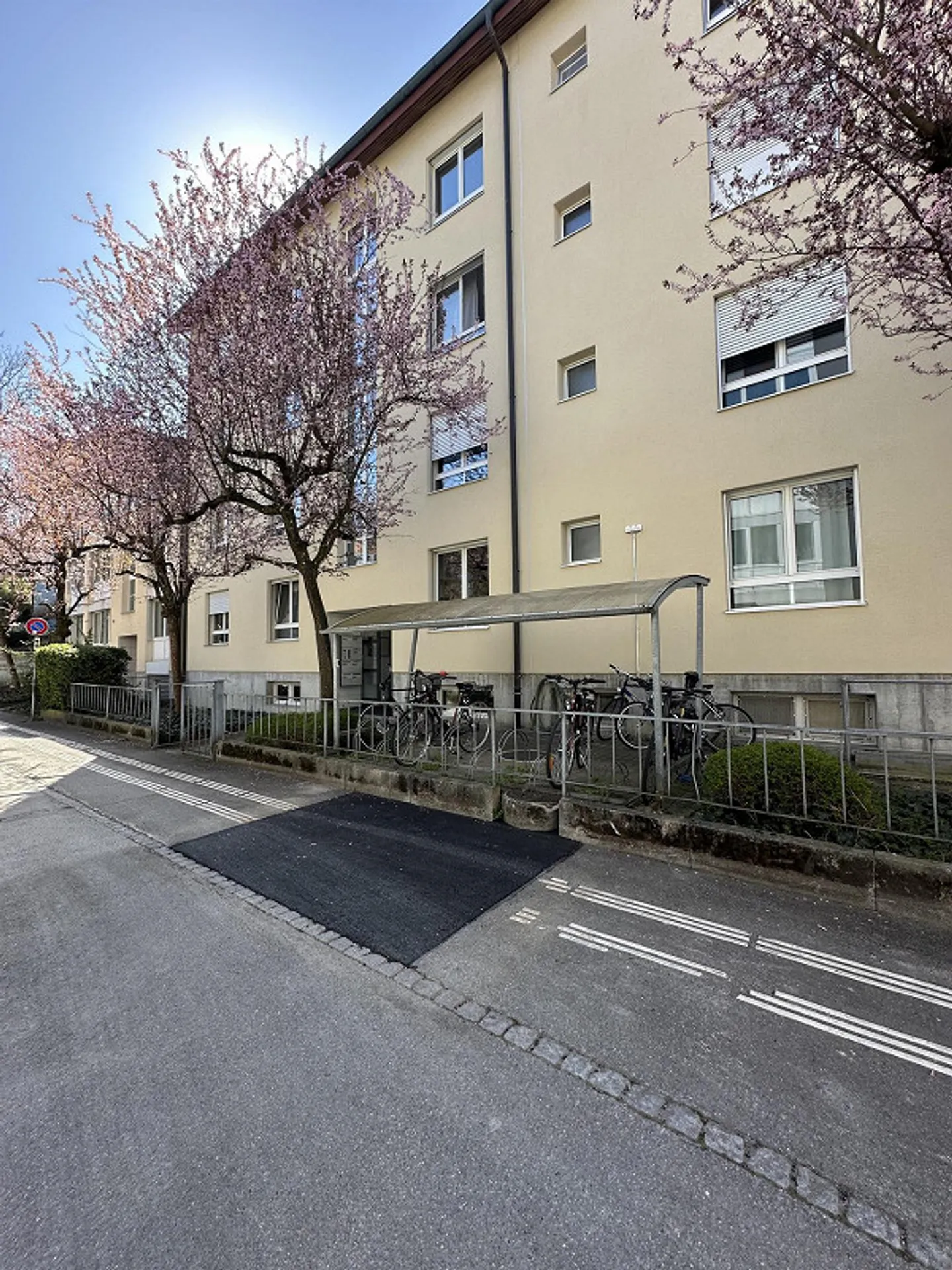 Appartamento attraente di 3,5 stanze nel quartiere Fischermätteli - Foto 1 di 7