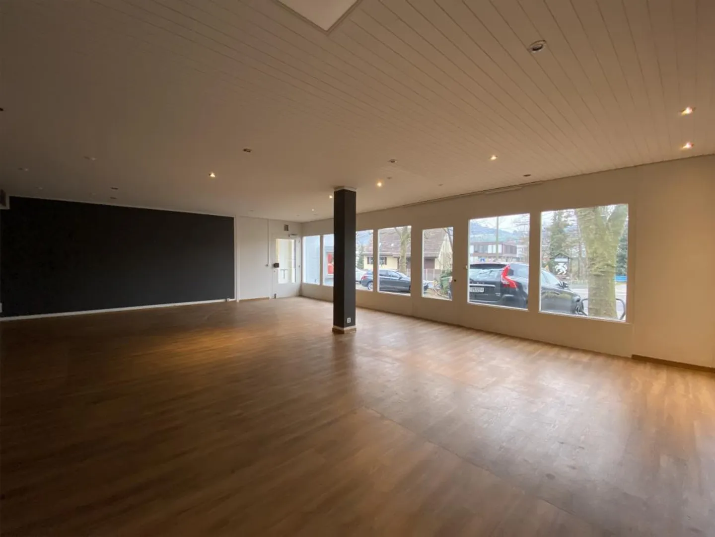Spazio commerciale versatile a Füllinsdorf - Foto 3 di 3