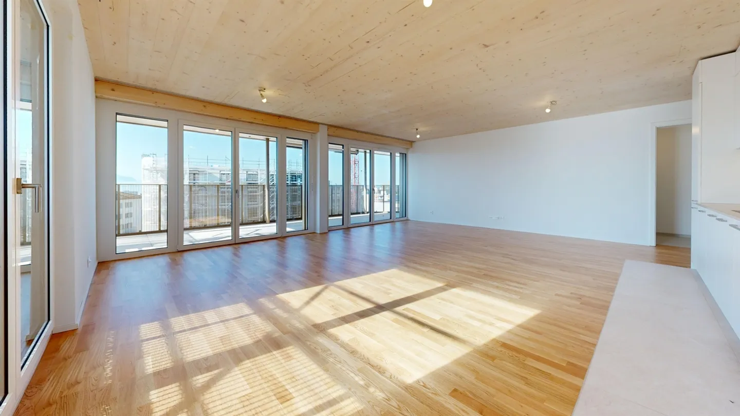 Geräumige Wohnung mit Balkon - Foto 4 von 10