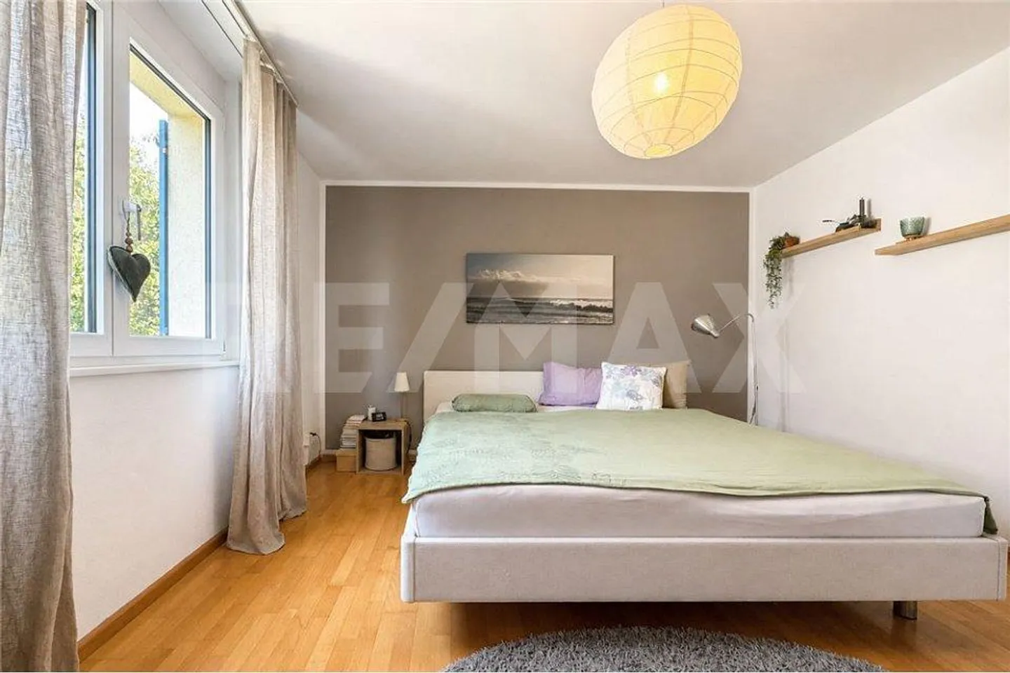 The Family House with Feel-Good Guarantee - Photo 6 of 11