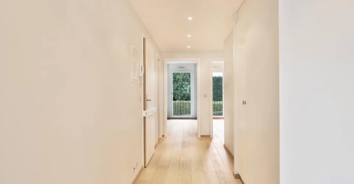 Large 3.5-room apartment - Photo 6 of 12
